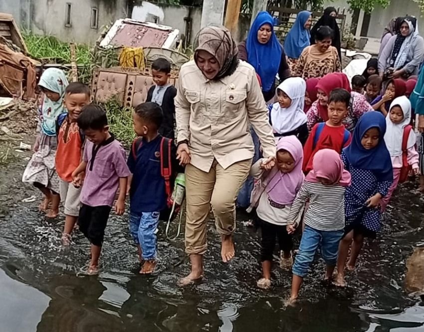 Anggota DPRD Medan Soroti Banjir Berulang di Jalan Sepakat