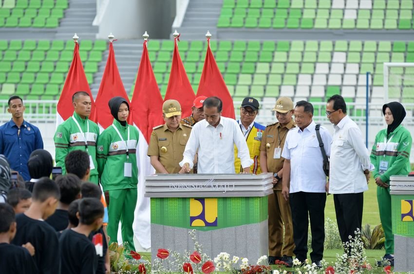 Resmikan Stadion Utama Sumut, Ini Pesan Jokowi