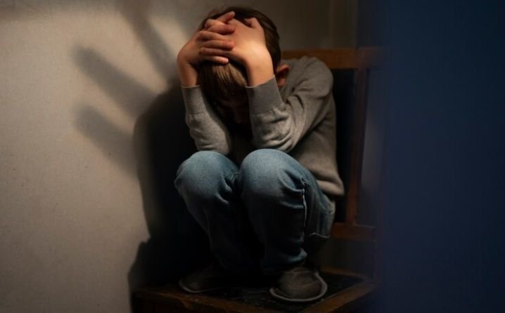 Kasus Bunuh Diri Anak Muda di Indonesia Terus Meningkat: Korban Bullying dan Tingginya Beban Akademik