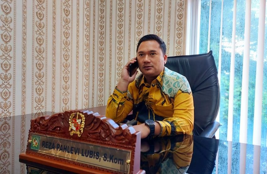 Reza Pahlevi Lubis Resmi Jabat Ketua Komisi I DPRD Medan