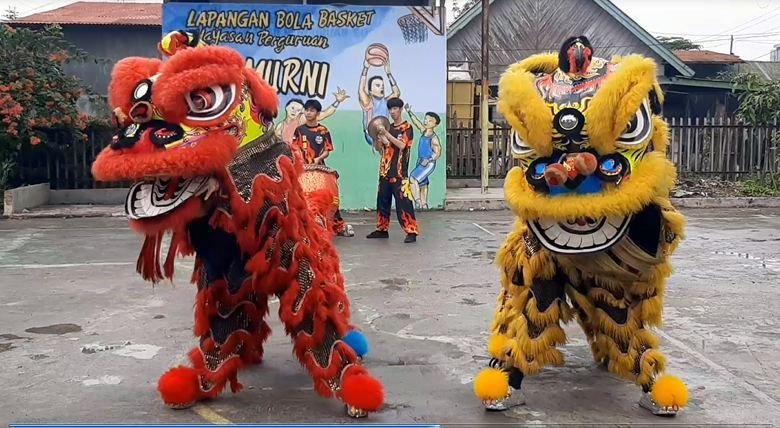 Jelang Imlek, Pelajar Latihan Barongsai