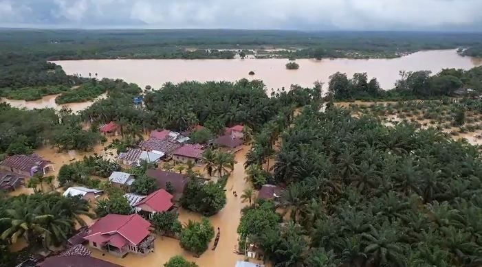 Banjir Akibat Tingginya Curah Hujan Landa 4 Kabupaten/Kota di Riau