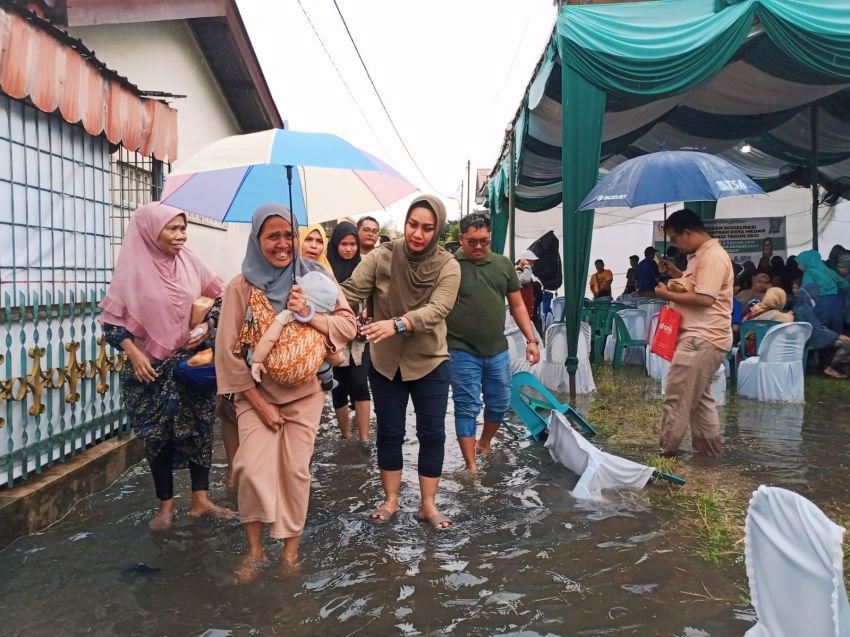 Warga Keluhkan Tunggakan BPJS saat Sosialisasi Perda oleh Lailatul Badri