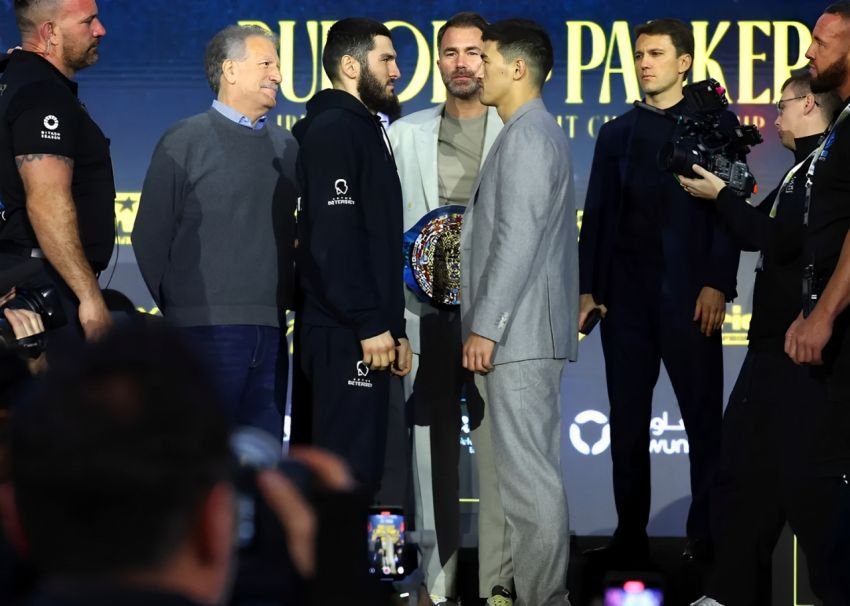 Beterbiev vs Bivol 2: Duel Penentuan Tahta 'Undisputed' di Riyadh