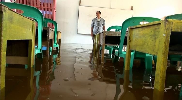 Sebanyak 17 Sekolah Diliburkan Akibat Banjir di Pekanbaru