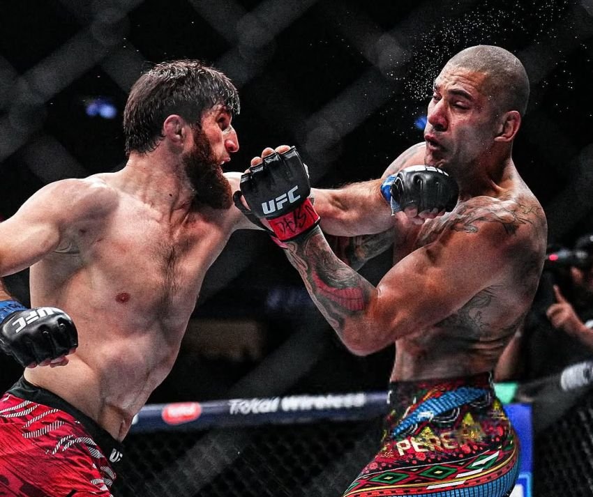 Magomed Ankalaev Taklukkan Alex Pereira, Rebut Sabuk Kelas Berat Ringan di UFC 313