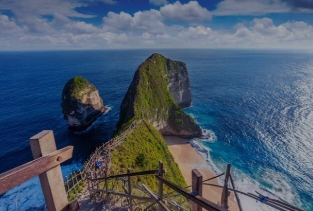 Pantai Kelingking Terbaik Nomor Dua di Asia