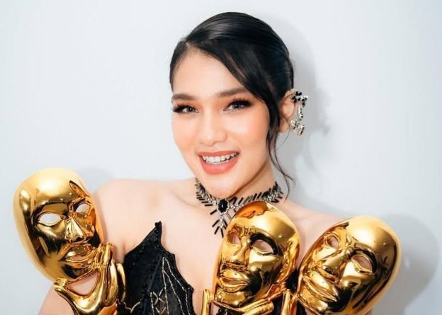 Davina Karamoy Sebulan Sekali Ikut Kajian