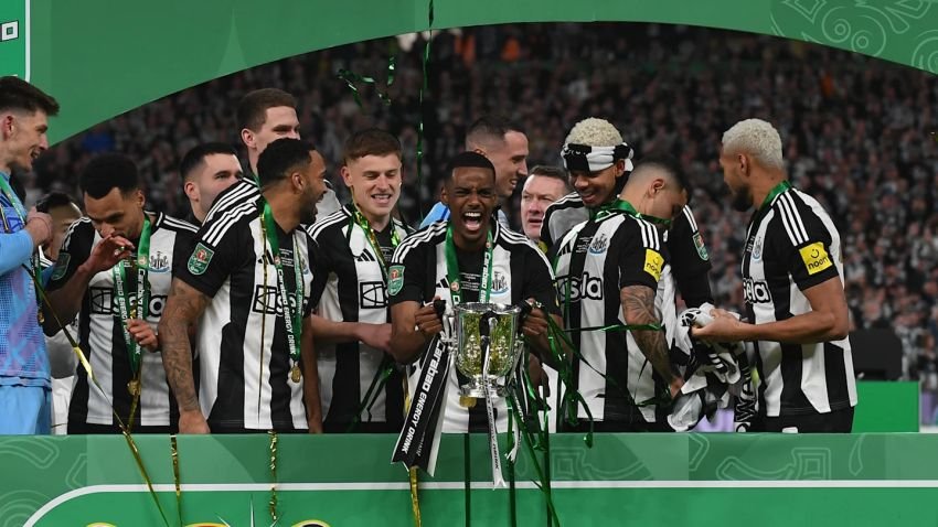 Newcastle Akhiri Penantian 70 Tahun dengan Gelar Piala Liga Inggris