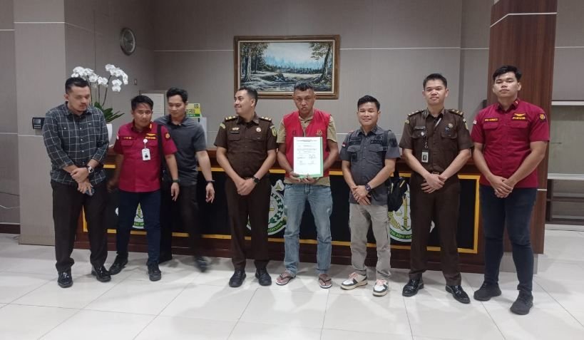 Tim Intelijen dan JPU Kejari Sergai Eksekusi DPO Terpidana Perkara Zinah