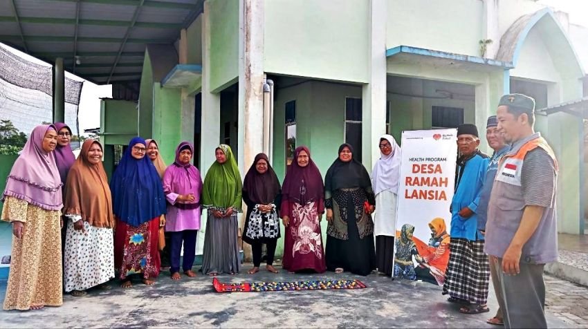 Pembinaan Lansia oleh Rumah Zakat, Rayakan Hari Kartini dengan Semangat dan Kebahagiaan