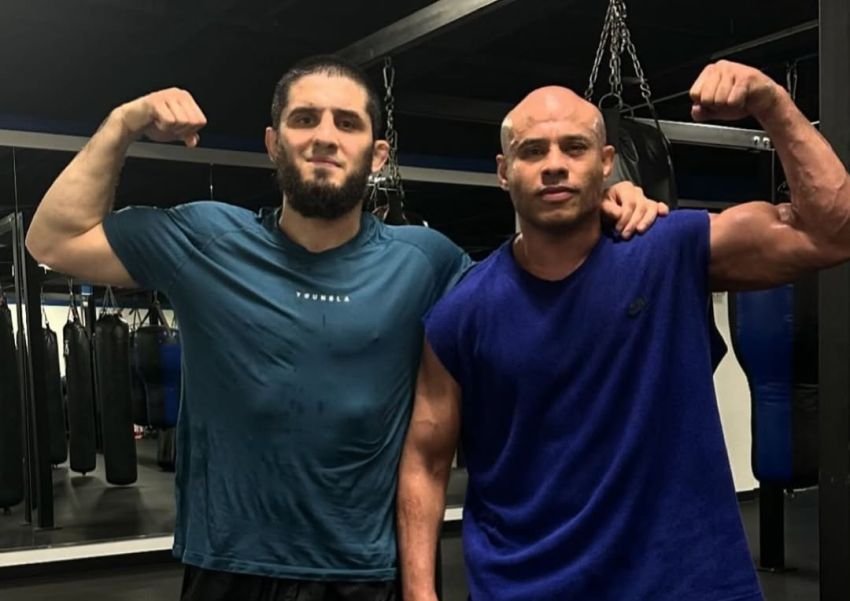 Manajer Top MMA Pasang Badan untuk Islam Makhachev: Dia Bukan Penakut, Dia Raja UFC Sejati!