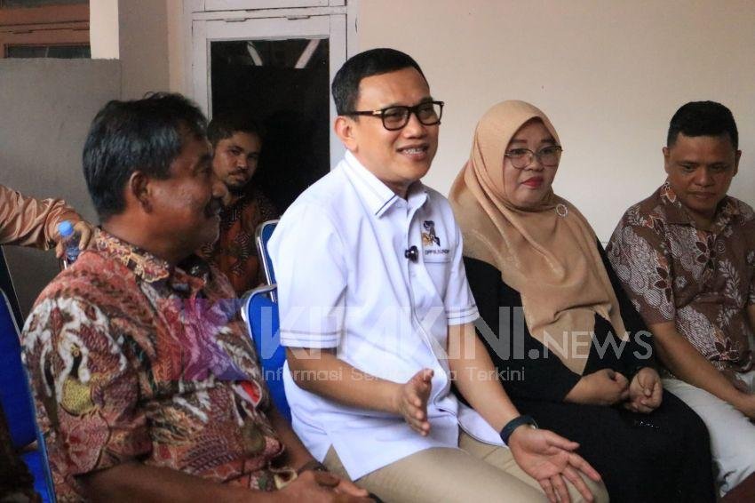Menteri P2MI Kunjungi Usaha PMI Purna di Kota Binjai