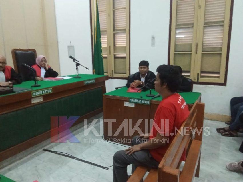 Aniaya Prajurit TNI hingga Buta, Anggota OKP Dituntut Empat Tahun Penjara