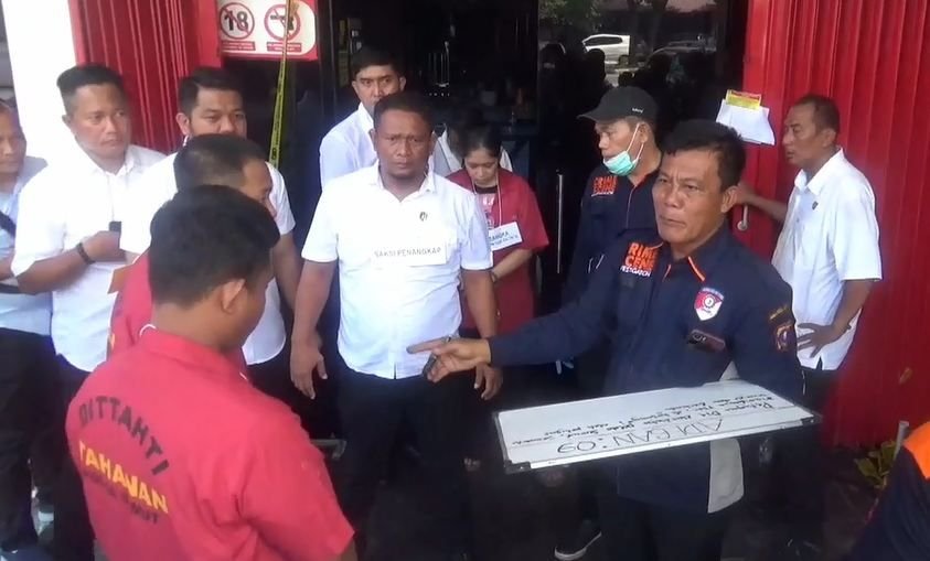 Edarkan Pil Ekstasi, Seorang Waiters Hiburan Malam Ditangkap