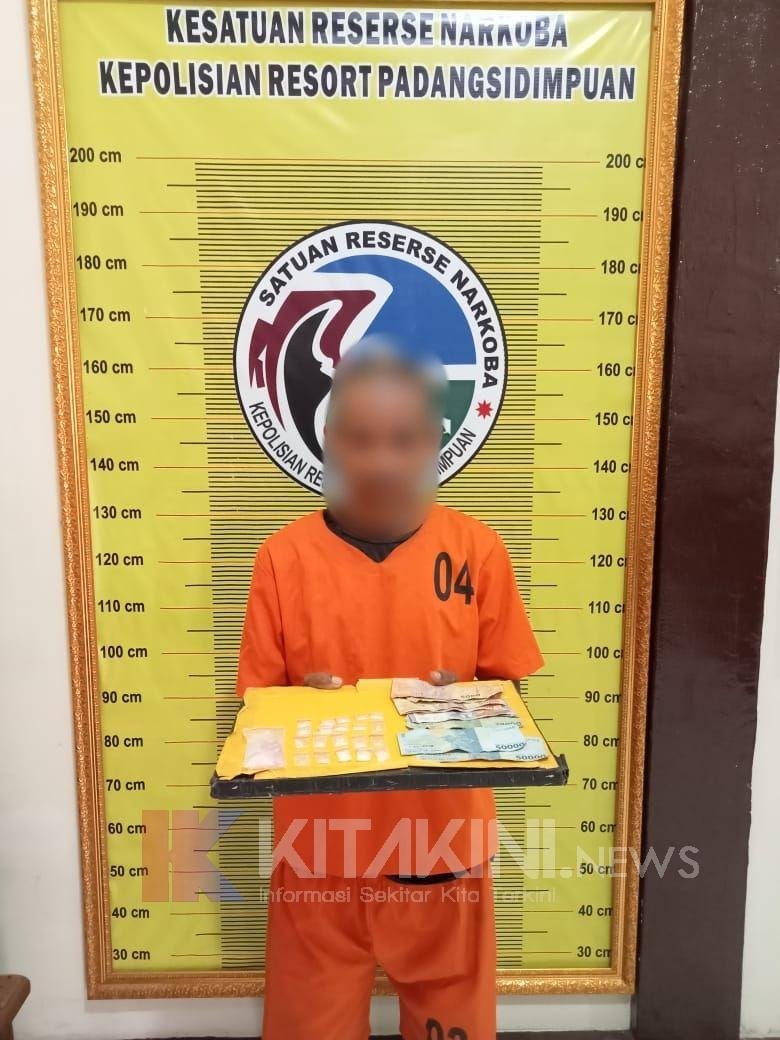 Satres Narkoba Polres Sidimpuan Sergap Panipu Beserta 10 Bungkus Sabu