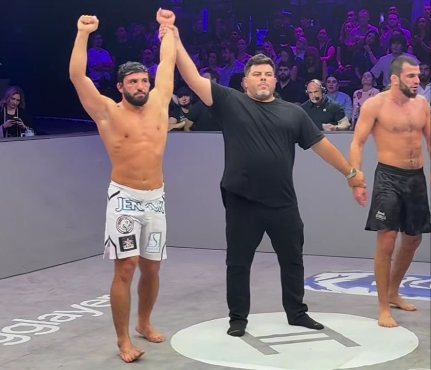 Arman Tsarukyan Kalahkan Murid Khabib di Karate Combat 54, Minta Lawan Lain dari Tim Khabib