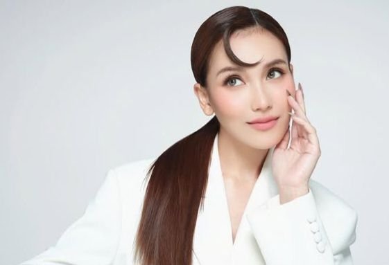 Ayu Ting Ting Mulai Pilih-pilih Sapi Kurban