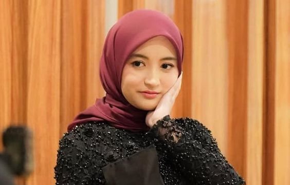 Arafah Rianti Penasaran Rasa Kepala Kambing