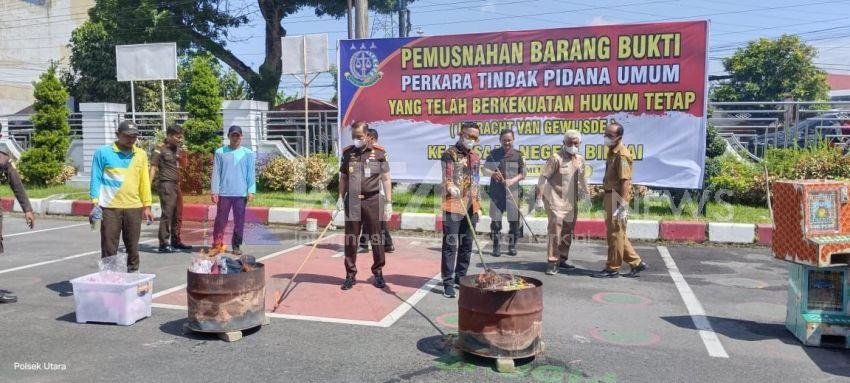 Kejari Binjai Musnahkan Barang Bukti 80 Perkara Yang Telah Inkracht