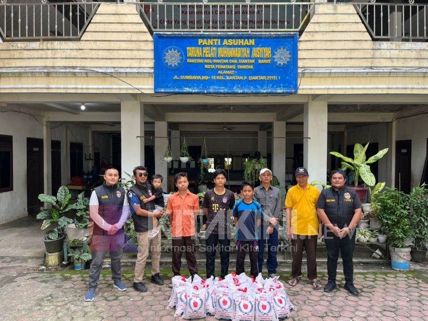 Peringati HUT ke-5, Tim Cobra Polres Siantar Berbagi Sembako ke Panti Asuhan