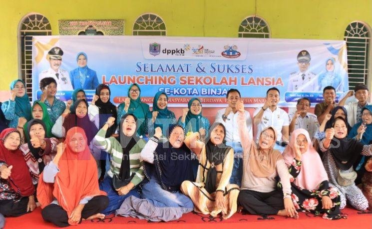 Yolanda Launching Sekolah Lansia se Kota Binjai