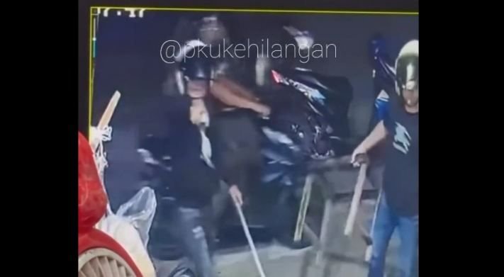 Polda Riau Tangkap 8 Anggota Geng Motor Bersajam