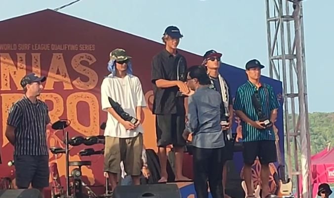 Merah Putih di Puncak Ombak, Prestasi Indonesia di Nias Pro 2025 Sukses Besar