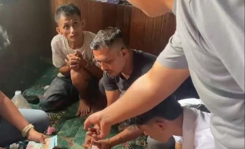Pengedar Narkoba Tertangkap Tangan di Solok Selatan