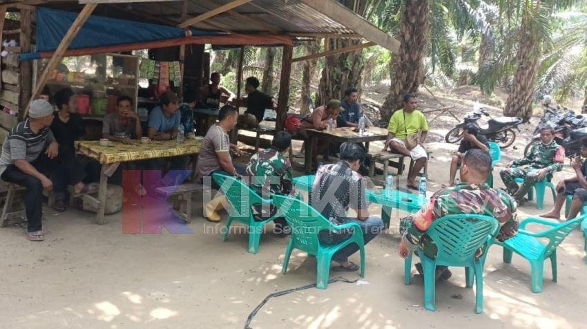 Gelar Patroli, Personel Satgas PKH Sosialisasikan Penertiban Lahan di Desa Ujungbatu V