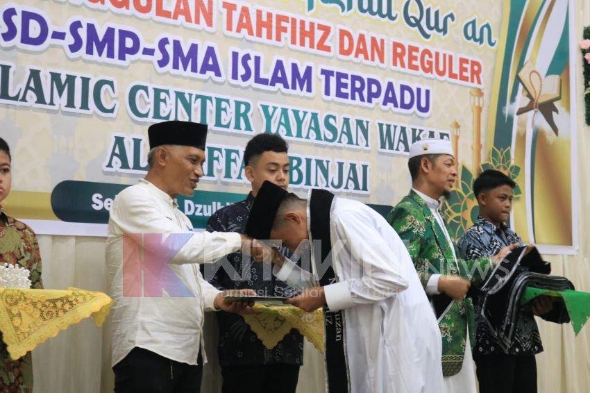 Kaban Kesbangpol Kota Binjai Hadiri Wisuda Tahfizul Quran Islamic Center