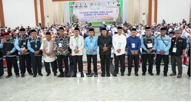 Ketua PPIH Ungkap Rasa Syukur, Kloter 7 Debarkasi Medan Pulang Utuh