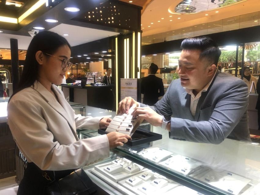 Rasakan Pengalaman Berbelanja Berbeda di Pameran 'PANAS HALU'