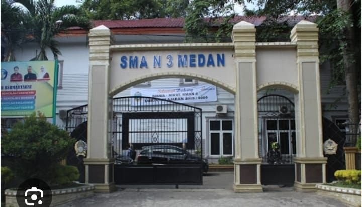 4 Wasek dan 5 Staf Wakasek SMA Negeri 3 "Dicopot" Plt Kasek Susianto Mengadu ke DPRD Sumut