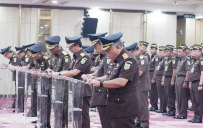 Jaksa Agung Lantik Sejumlah Kajati Baru, Harli Siregar Jadi Kajati Sumatera Utara