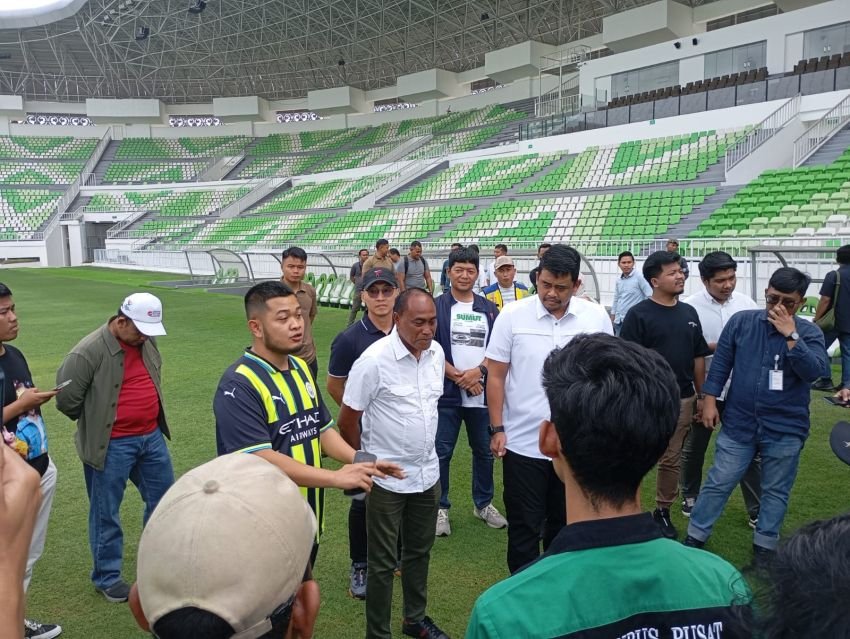 Kas Hartadi Terpantau Bersama Gubernur Sumut di Stadion Utama,  Akui Akan Latih PSMS Medan