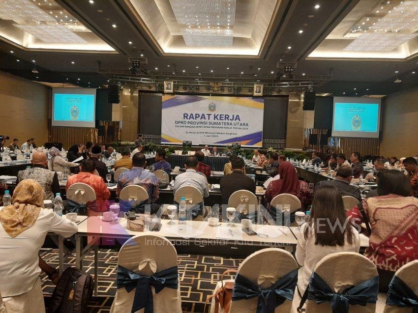 Hemat Anggaran, DPRD Sumut Gelar Raker di Grand Mercure Hotel Medan