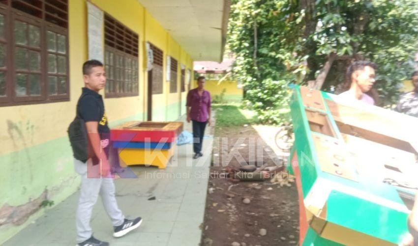 Viral, Meja Mesin Judi Disimpan Dalam SD Negeri di Bahorok