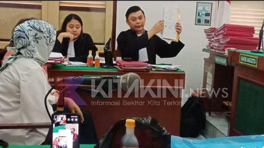 Tuntutan Belum Siap, Sidang Pemalsuan Jamu Gosok Merk Tan Poi Sua Ditunda