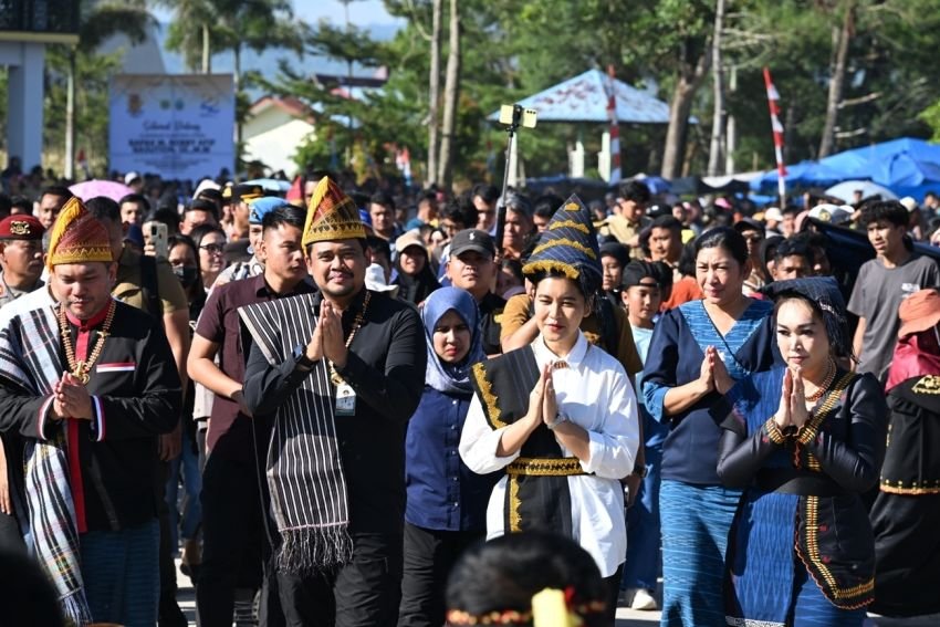 Kado HUT Humbahas, Bobby Sampaikan Sejumlah Rencana Pembangunan 2026