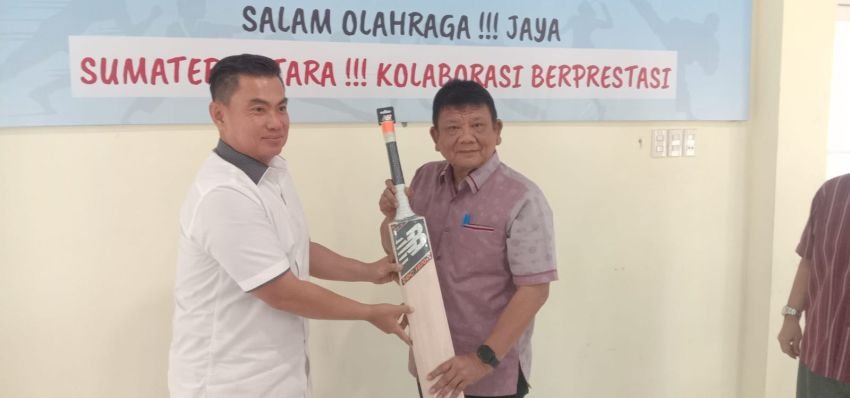 Ketua PCI Sumut Ungkap Perjalanan Emas Cricket Sumut kepada Ketua KONI Sumut: Kami Berproses dengan Segala Keterbatasan