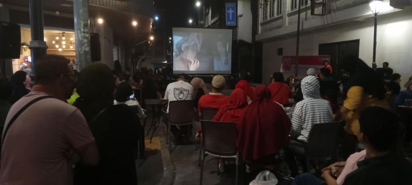 Romantisme Layar Tancap, Film Anak Medan Menyapa di Car Free Night