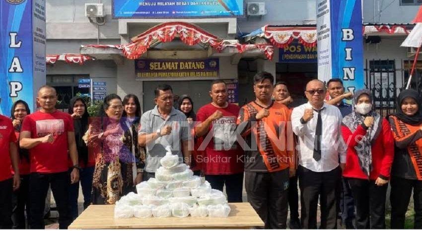Lapas Binjai Berbagi Paket Makanan ke Warga