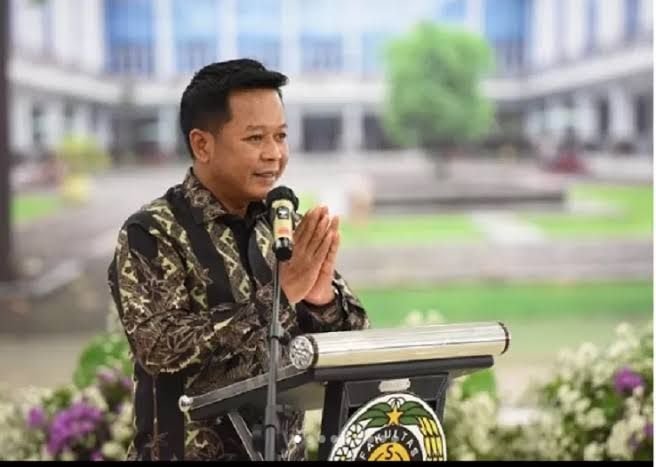 Kasus Dugaan Korupsi Proyek Jalan, KPK Periksa Rektor USU?