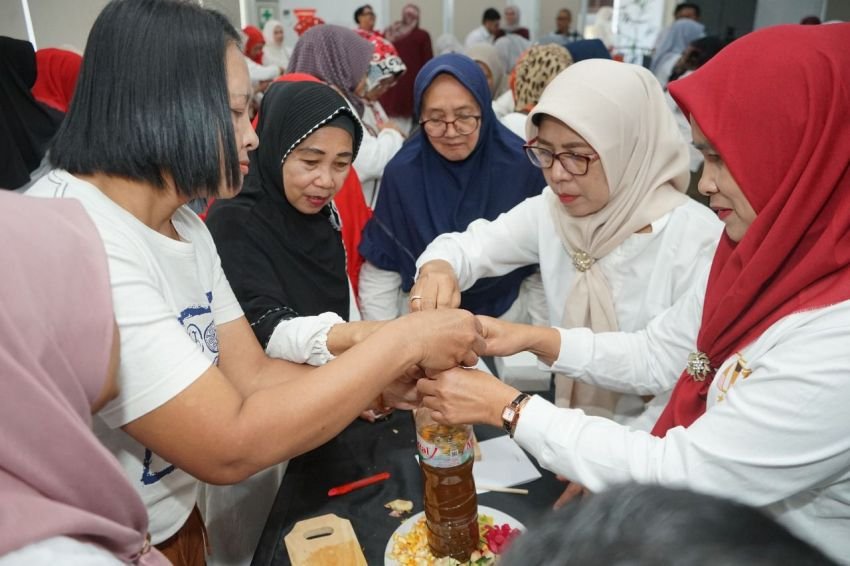 Inisiatif PERTIWI SHG, Bangun Kesadaran Lingkungan Melalui Gotong Royong