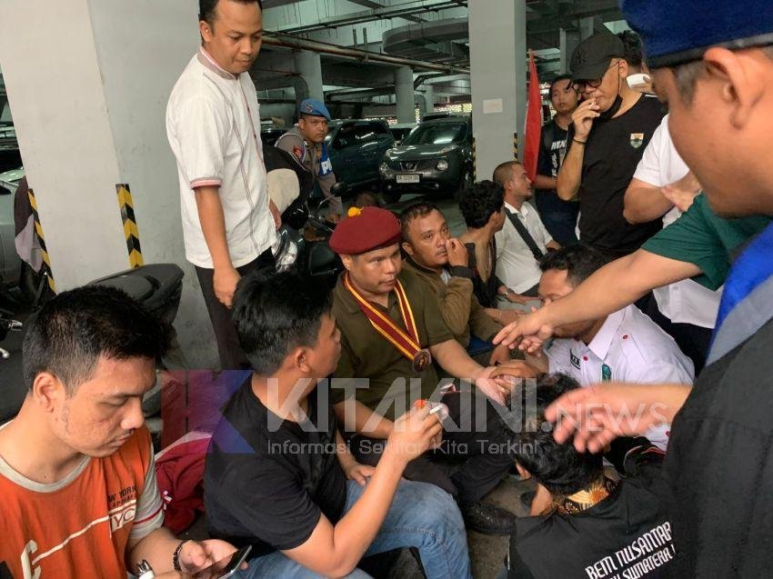Demo Bubarkan DPR, Ketua IMM Sumut Diamankan Polisi