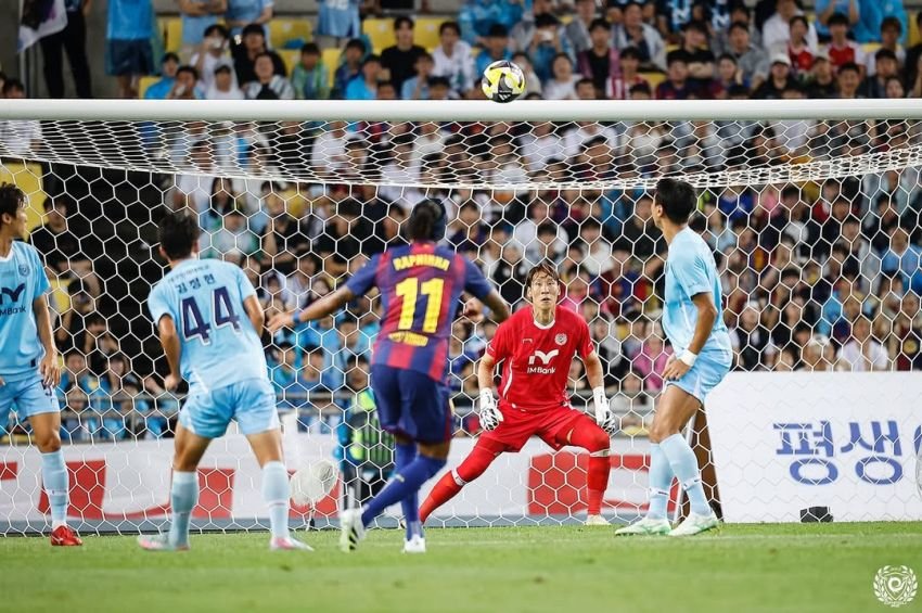 Barcelona Menang Telak 5-0 atas Daegu: Gavi Bersinar, Flick Sukses Terapkan Jebakan Offside