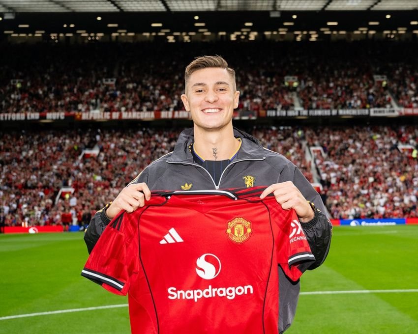 Benjamin Sesko Resmi Bergabung dengan Manchester United hingga 2030