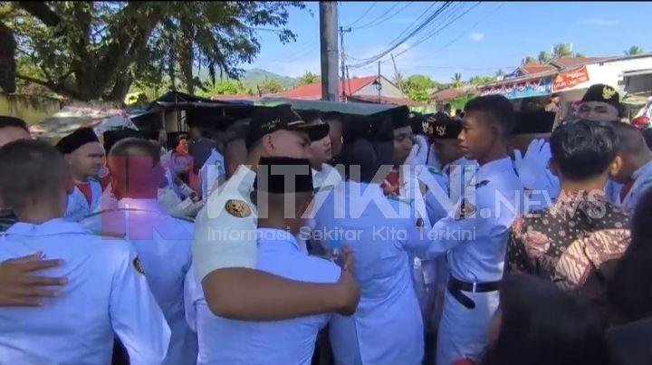 Tangisan Paskibra Pecah Akibat Sang Merah Putih Berkibar Tak Sempurna
