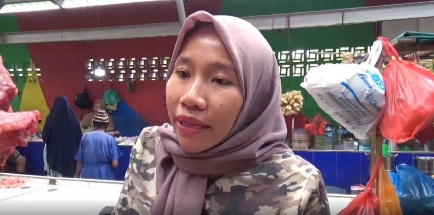 Pelaku Curi Karung Daging Ditukar Dengan Goni Berisi Sampah